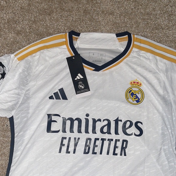 Adidas Real Madrid Vini Jr. 2023/2024 Men’s Soccer Home Jersey🆕 - Picture 5 of 6